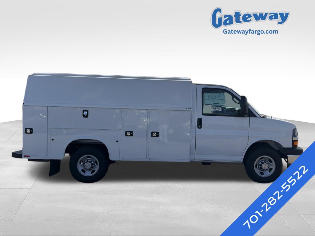New 2026 Chevrolet Express 3500 w/ Power Convenience Package RWD 360° Tour