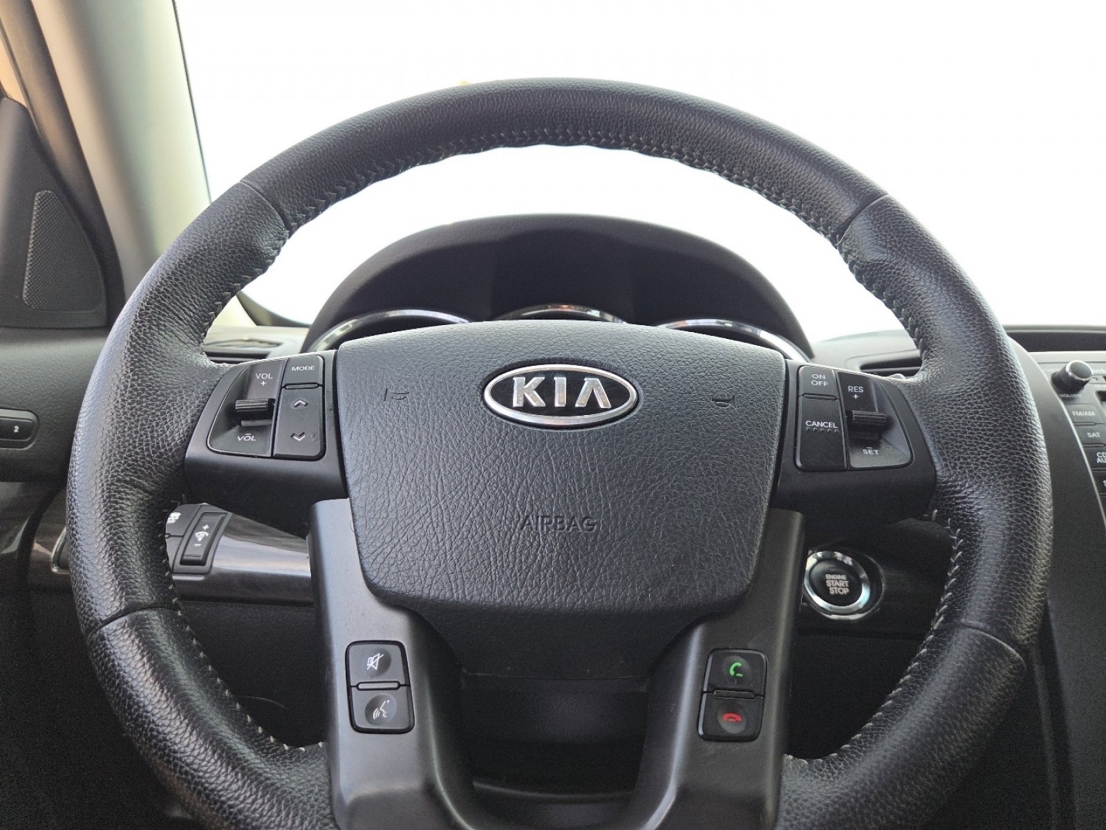 Used 2013 Kia Sorento EX w/ EX V6 Premium Pkg AWD/4WD image 25