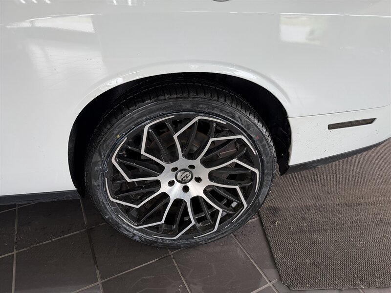 Used 2016 Dodge Challenger SXT RWD image 24