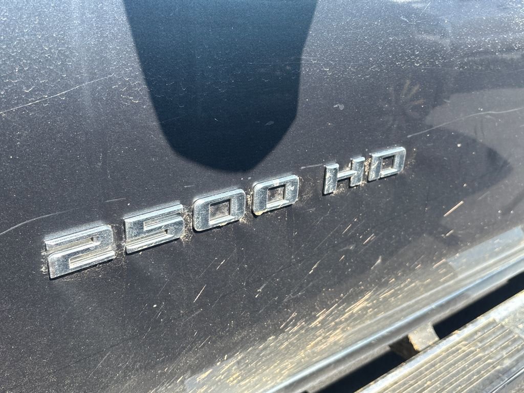 Used 2020 Chevrolet Silverado 2500 LTZ w/ LTZ Premium Package AWD/4WD image 9