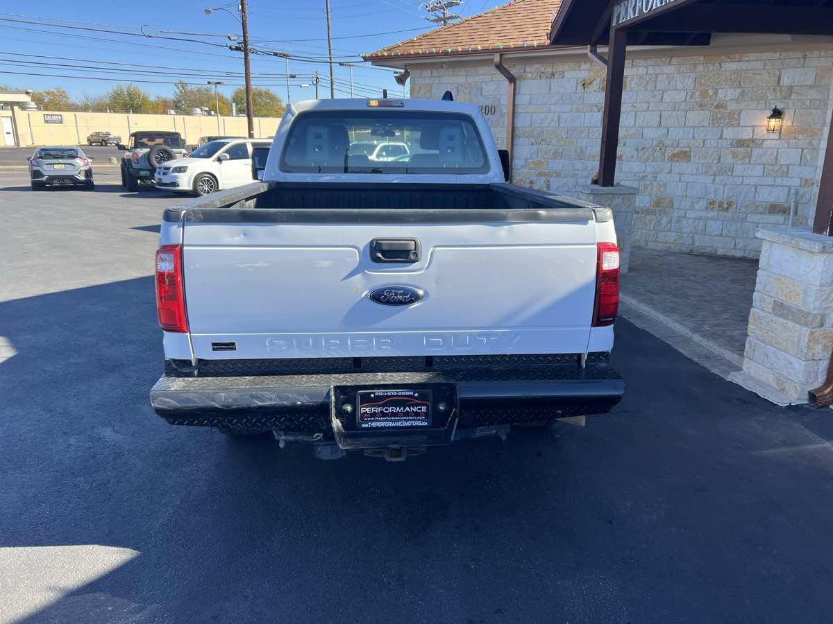 Used 2015 Ford F250 XL w/ XL Appearance Package AWD/4WD image 4