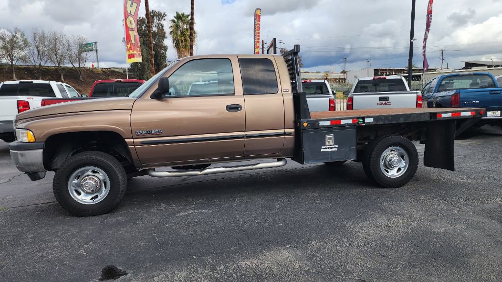 Used 2000 Dodge Ram 2500 Truck 4x4 Quad Cab image 2