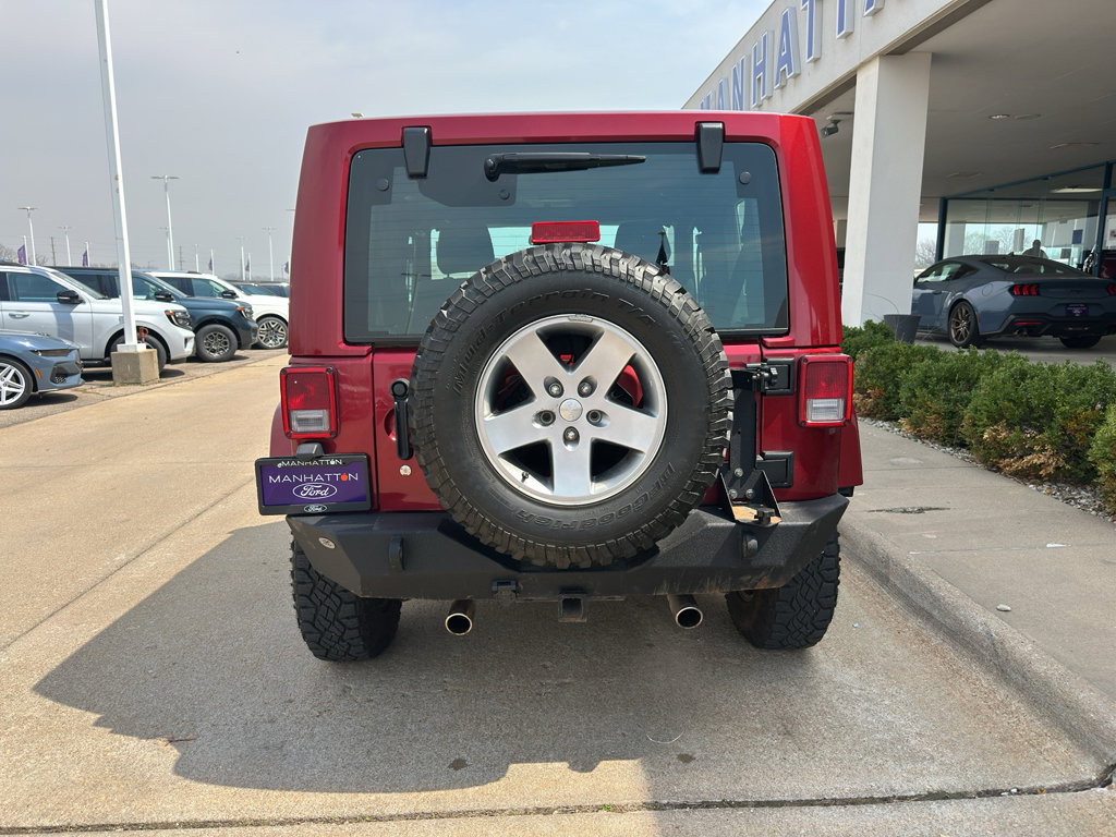 Used 2012 Jeep Wrangler Rubicon w/ PWR Convenience Group image 9