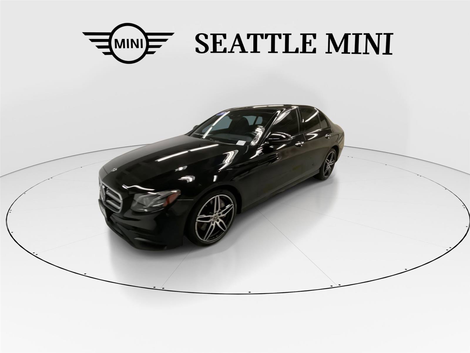 Used 2019 Mercedes-Benz E 450 4MATIC Sedan image 5