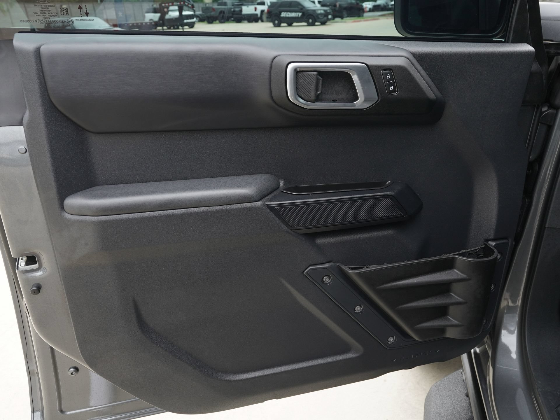 Used 2026 Ford Bronco Badlands AWD/4WD image 14