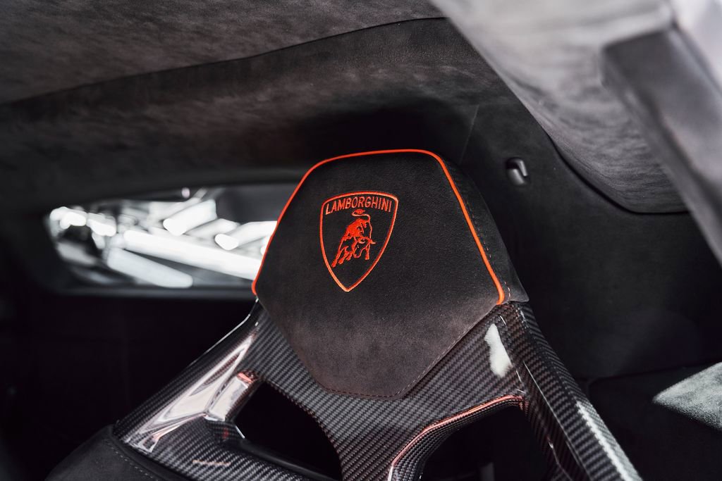 Used 2024 Lamborghini Huracan STO RWD image 50