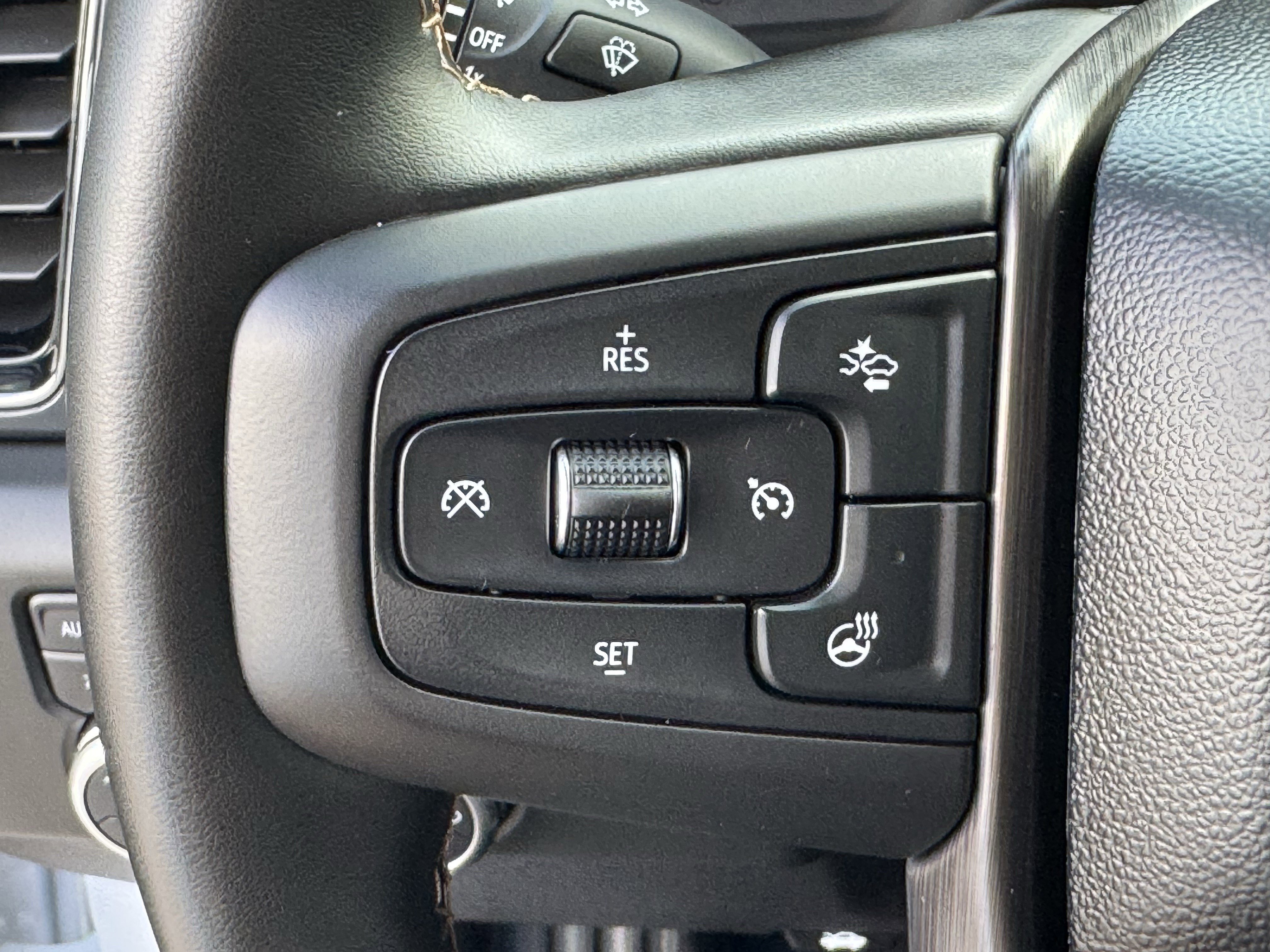 Used 2025 GMC Sierra 3500 AT4 image 24