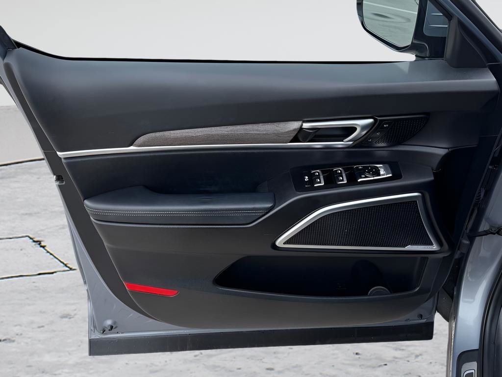 Used 2020 Kia Telluride SX w/ SX Prestige Package image 15