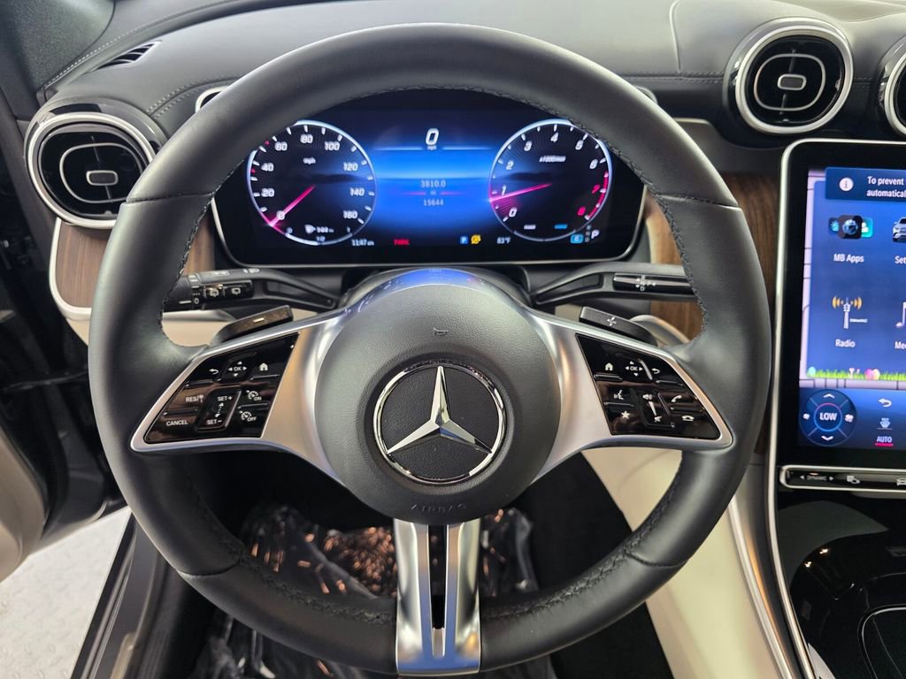 Used 2023 Mercedes-Benz GLC 300 4MATIC image 18