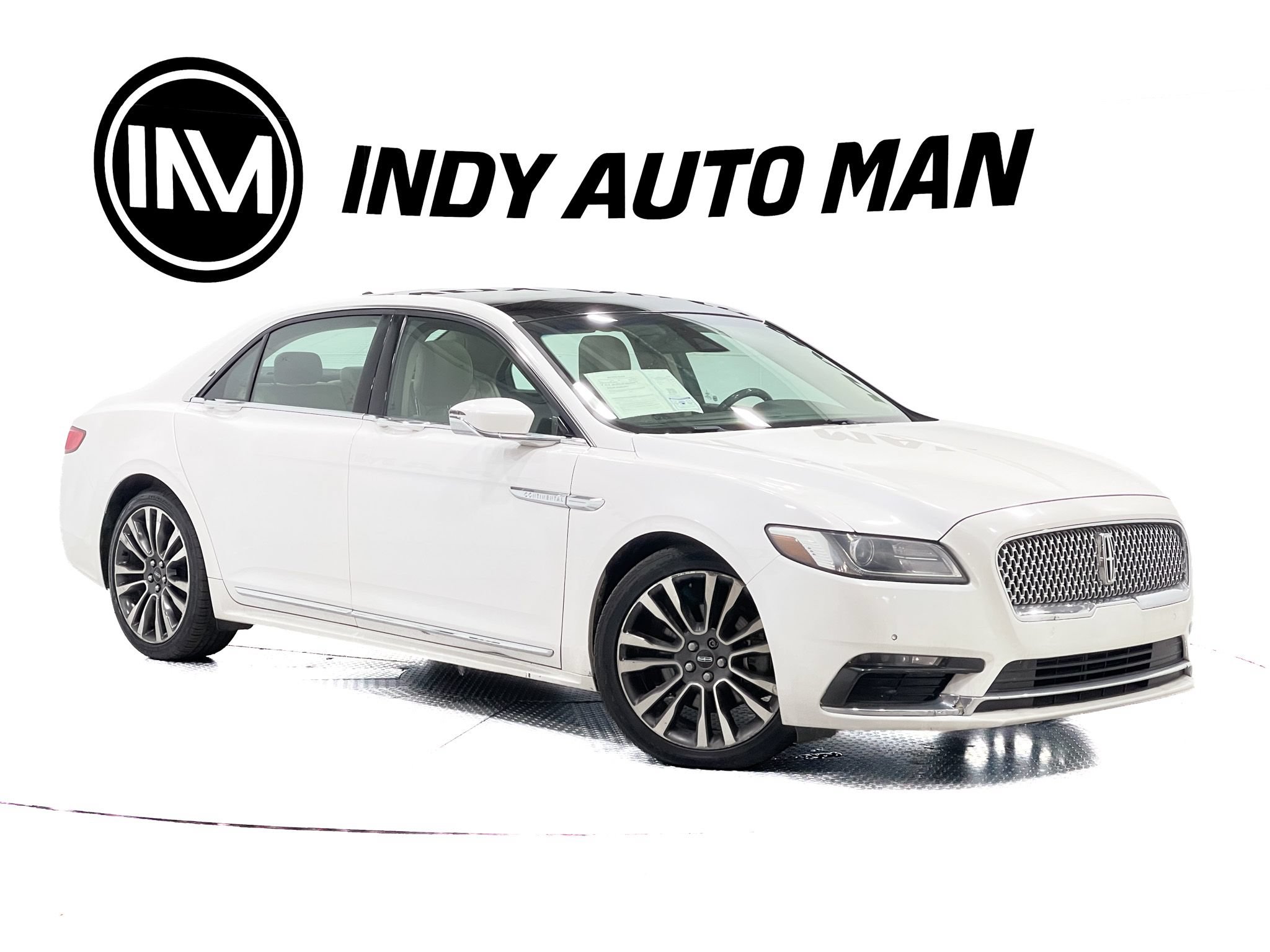 Used 2018 Lincoln Continental Select w/ Continental Climate Package AWD/4WD image 2