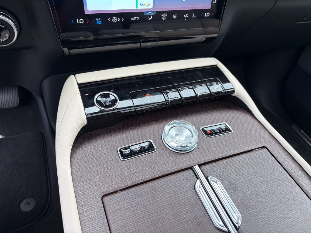 New 2027 Lincoln Navigator Reserve AWD/4WD image 42