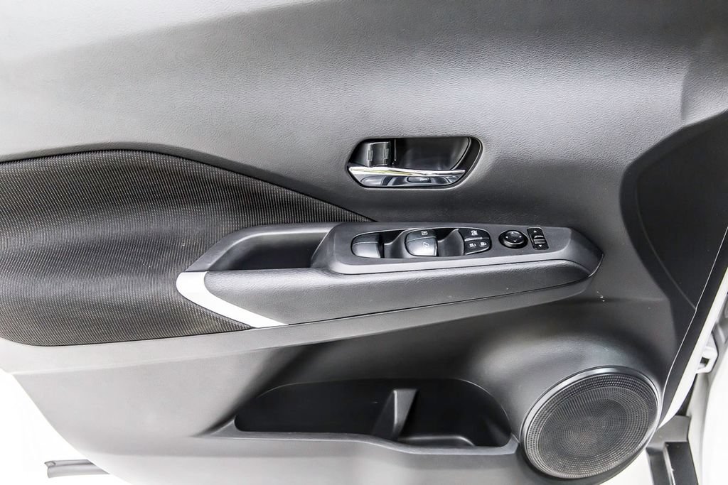 Used 2021 Nissan Kicks SV w/ Exterior Package FWD image 23