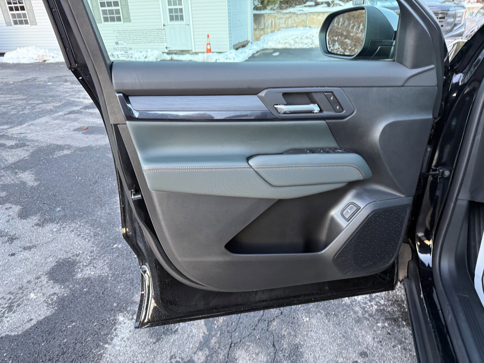 New 2026 GMC Terrain AT4 w/ LPO, Floor Liner Package image 16