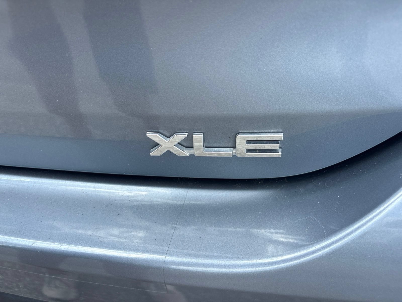 Used 2023 Toyota Highlander XLE FWD image 12
