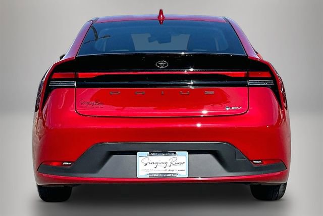 Used 2024 Toyota Prius LE FWD image 6