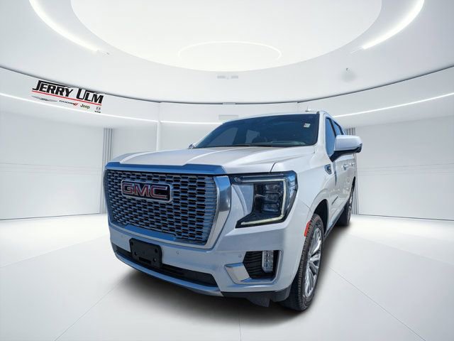 Used 2021 GMC Yukon Denali w/ Denali Premium Package image 6