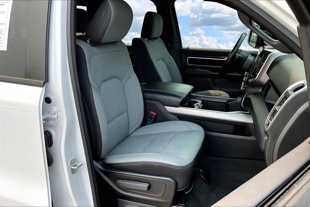 Used 2023 RAM 1500 Big Horn RWD image 32