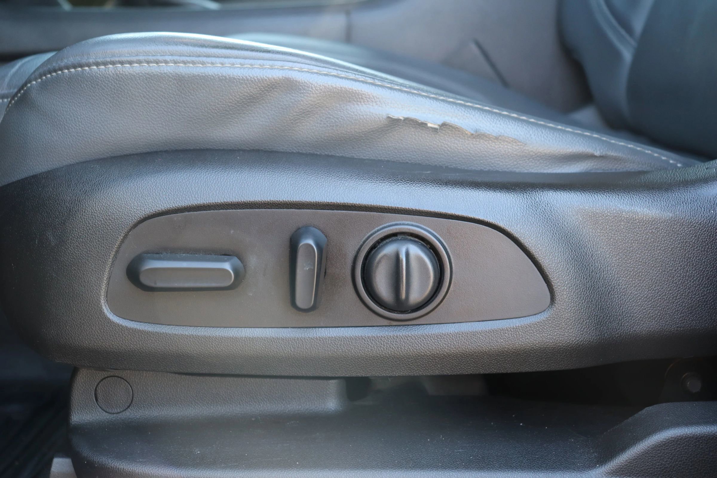 Used 2018 Chevrolet Traverse LT image 6