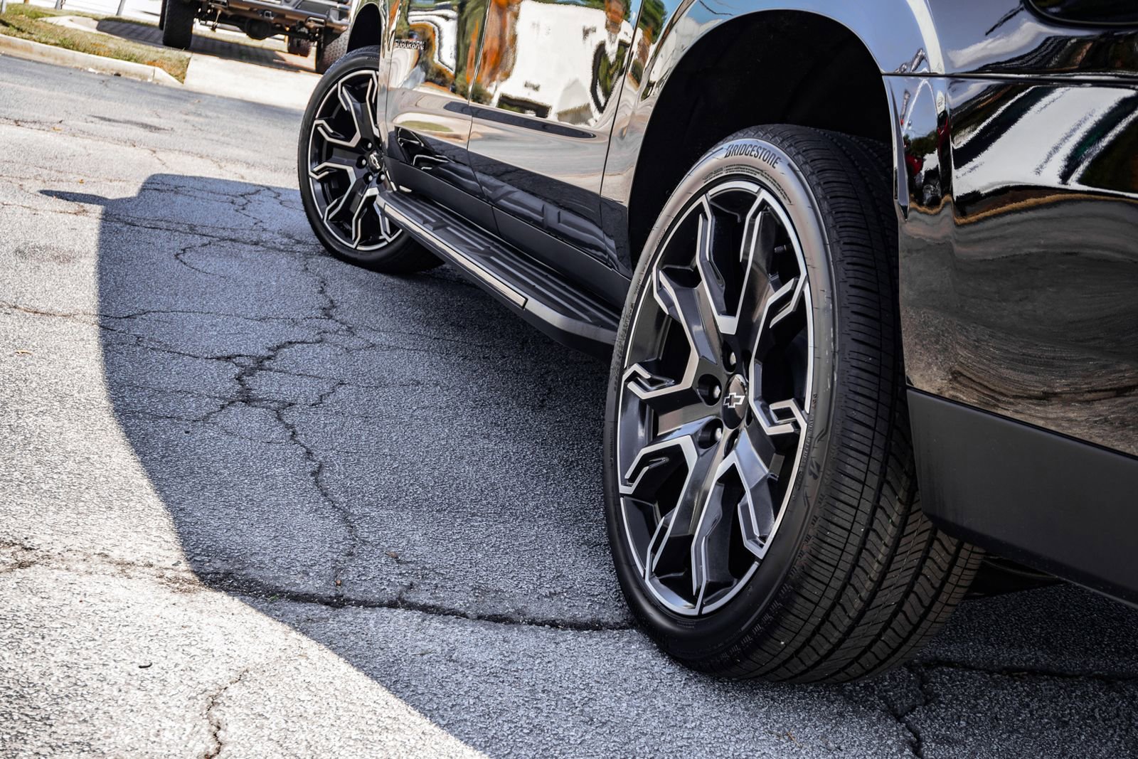 New 2026 Chevrolet Suburban RST w/ RST Capability Package image 9