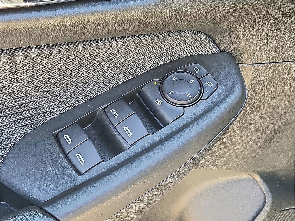 Used 2025 Chevrolet TrailBlazer LT FWD image 21