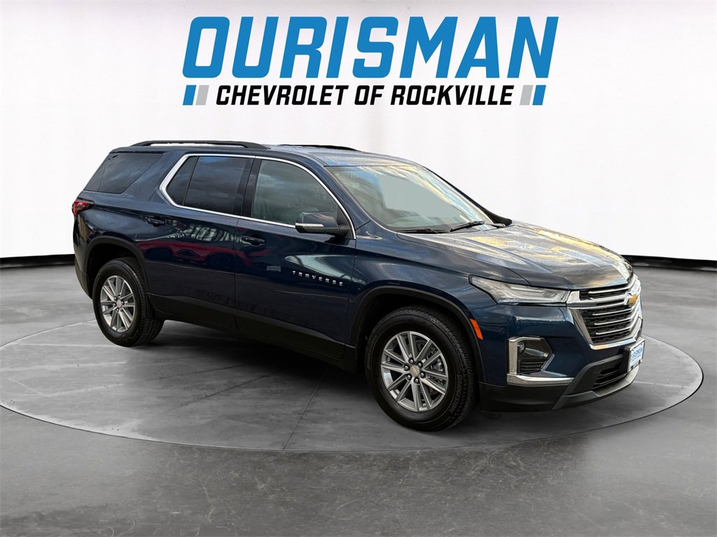 Used 2023 Chevrolet Traverse LT