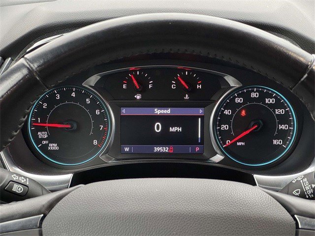 Used 2022 Chevrolet Traverse LT image 28