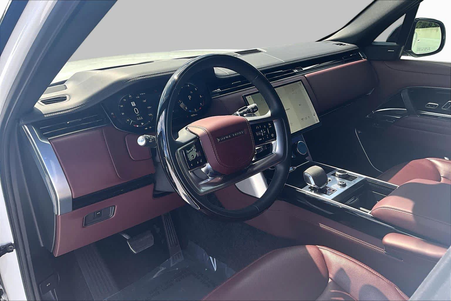 Used 2023 Land Rover Range Rover SE AWD/4WD image 17