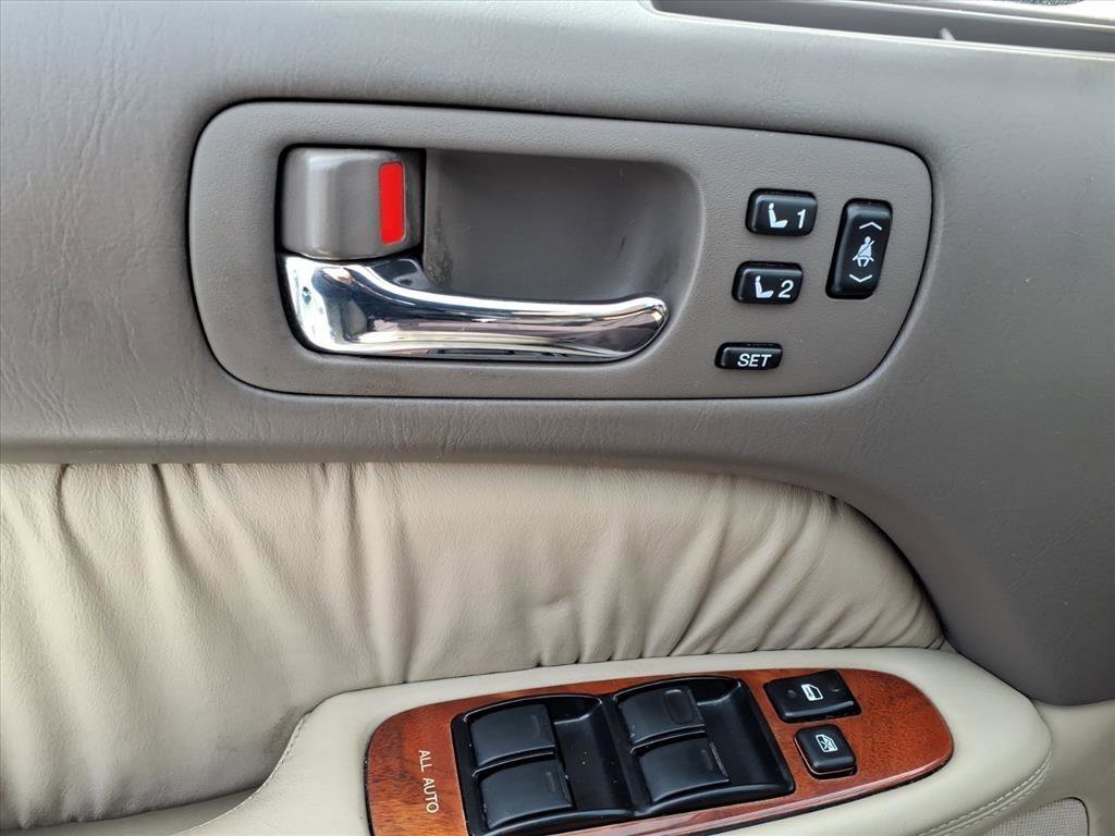 Used 1998 Lexus LS 400 image 15