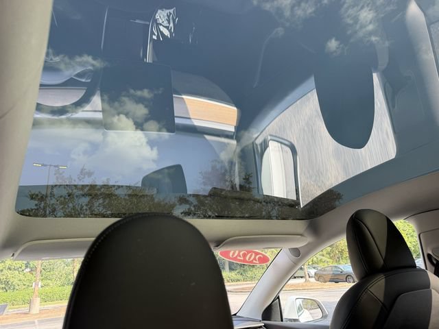 Used 2020 Tesla Model Y Long Range AWD/4WD image 21