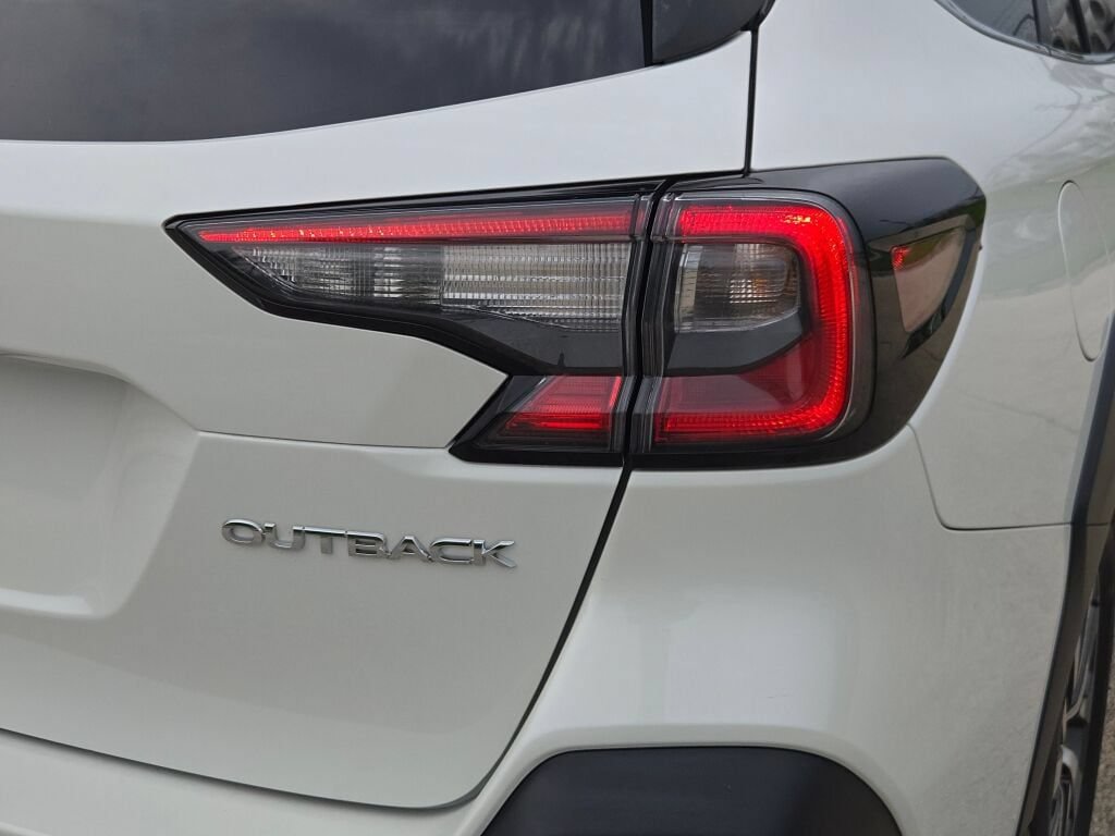 Certified 2024 Subaru Outback Premium AWD/4WD image 11