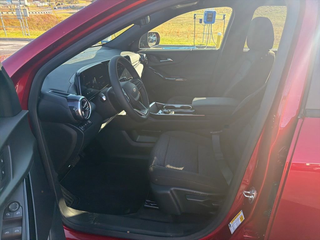 New 2026 Chevrolet Equinox LT image 10