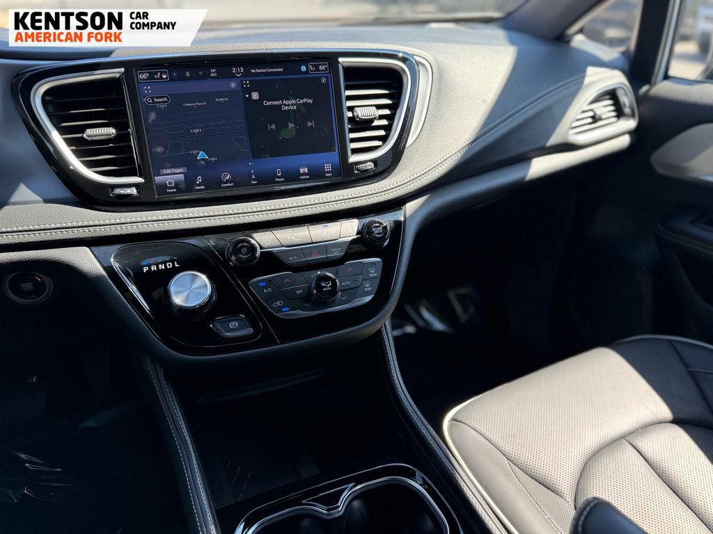 Used 2026 Chrysler Pacifica Limited AWD/4WD image 27