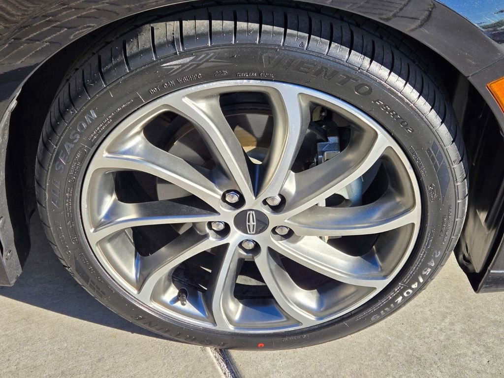 Used 2019 Lincoln MKZ Reserve w/ Reserve Plus Package image 9