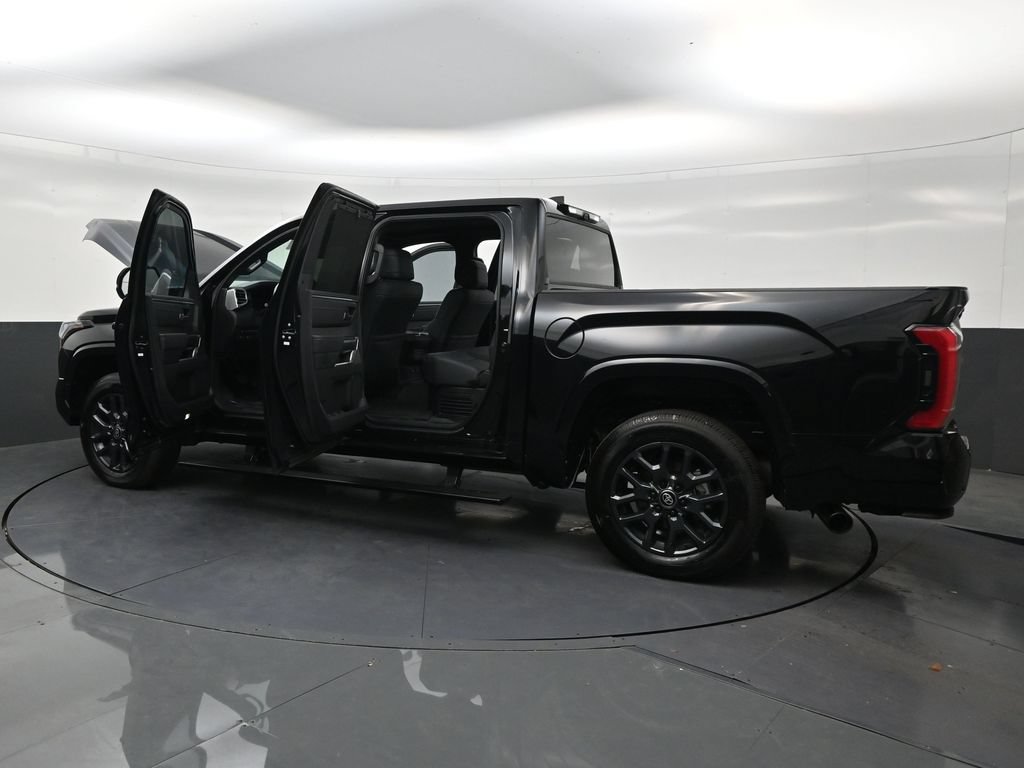 Used 2025 Toyota Tundra Platinum AWD/4WD image 31
