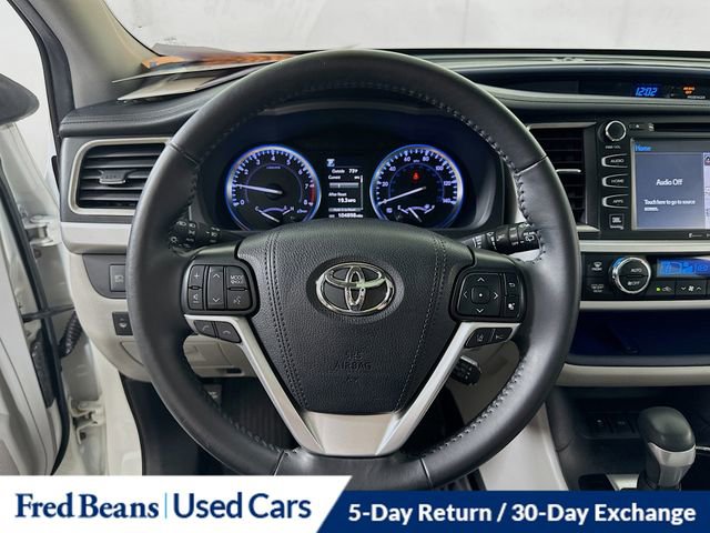 Used 2019 Toyota Highlander Limited image 14