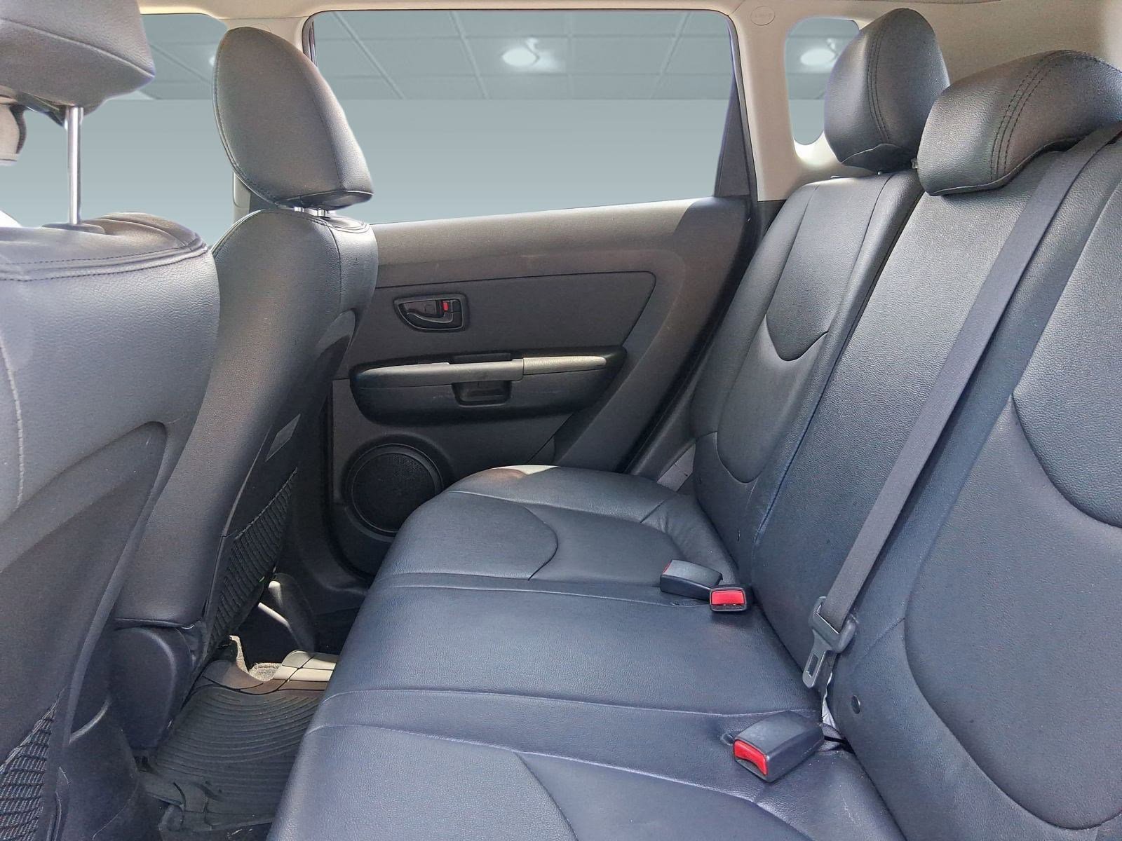 Used 2013 Kia Soul image 27