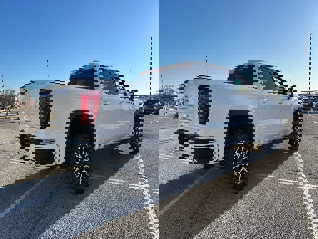 New 2026 GMC Sierra 1500 AT4 w/ AT4 Premium Package image 6