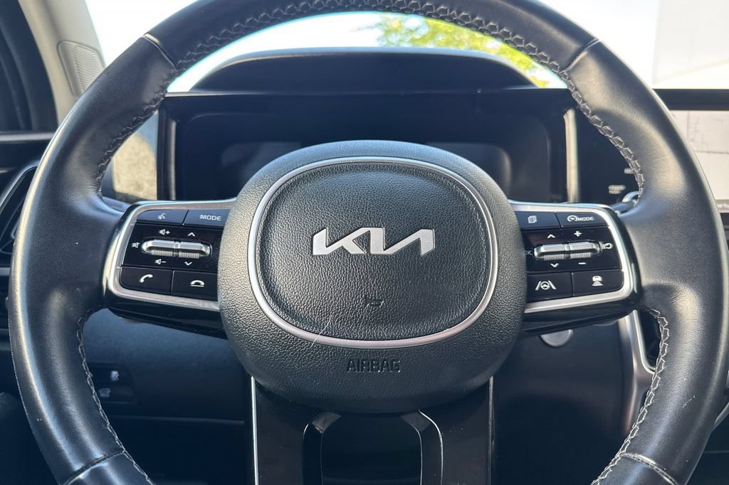 Used 2023 Kia Sorento EX AWD/4WD image 26