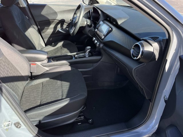 Used 2024 Nissan Kicks SV w/ Exterior Package FWD image 25
