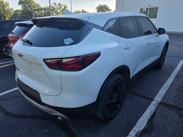 Used 2022 Chevrolet Blazer LT w/ LPO, Black Accent Package FWD image 5
