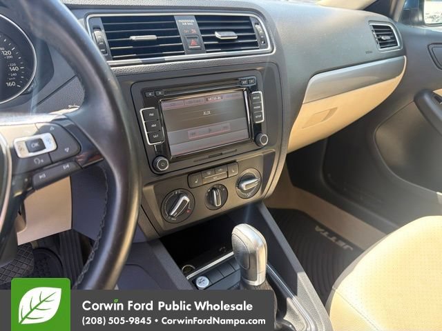 Used 2015 Volkswagen Jetta SE FWD image 19