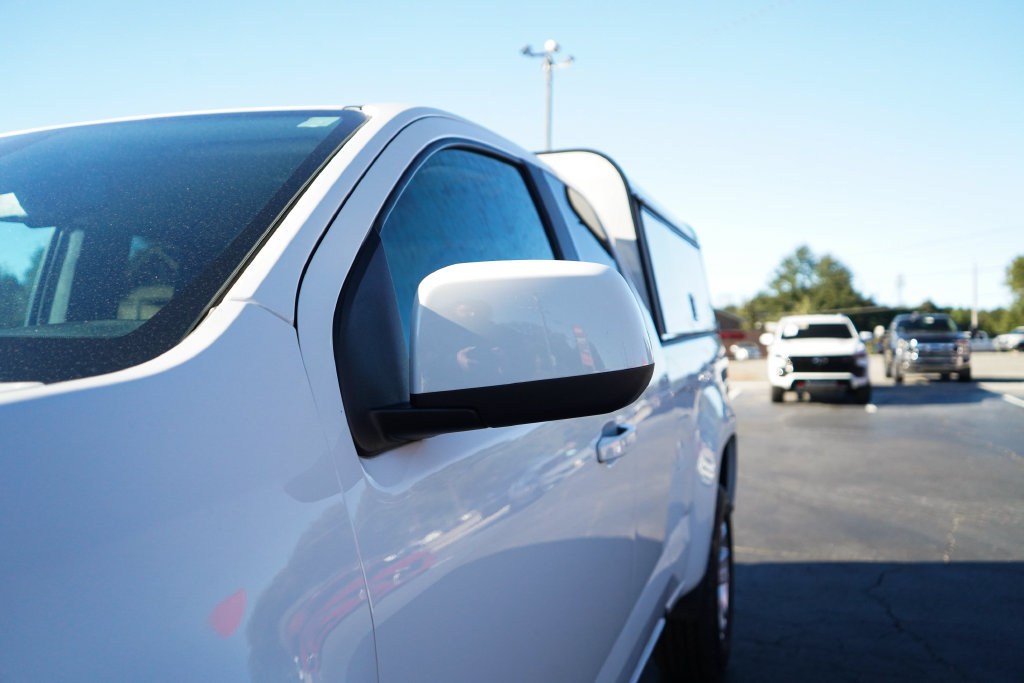 Used 2022 Chevrolet Colorado LT w/ Safety Package RWD image 24