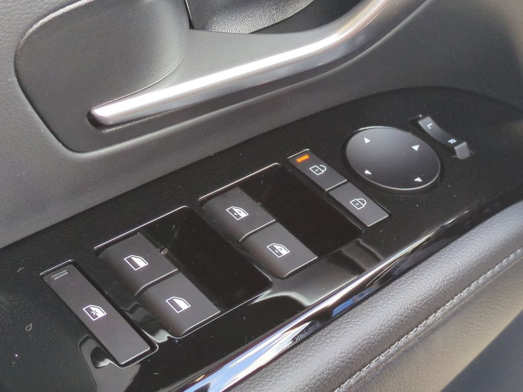 New 2026 Hyundai Tucson Limited AWD/4WD image 33