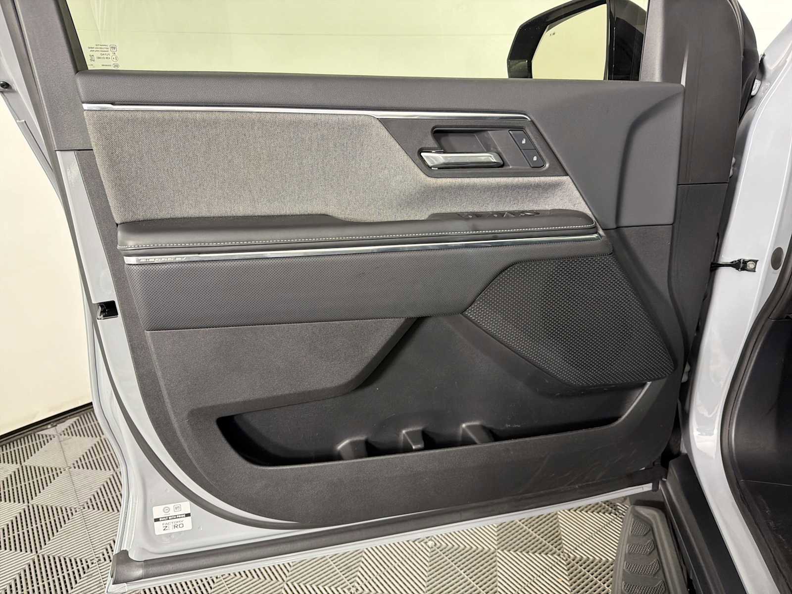 Used 2026 GMC Sierra EV Elevation AWD/4WD image 8