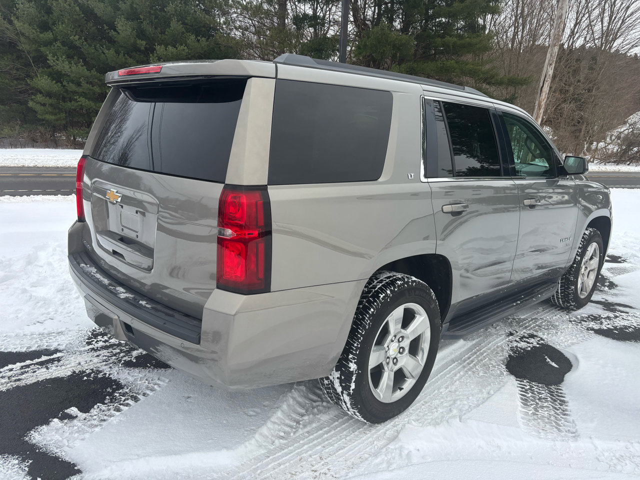 Used 2018 Chevrolet Tahoe LT image 5
