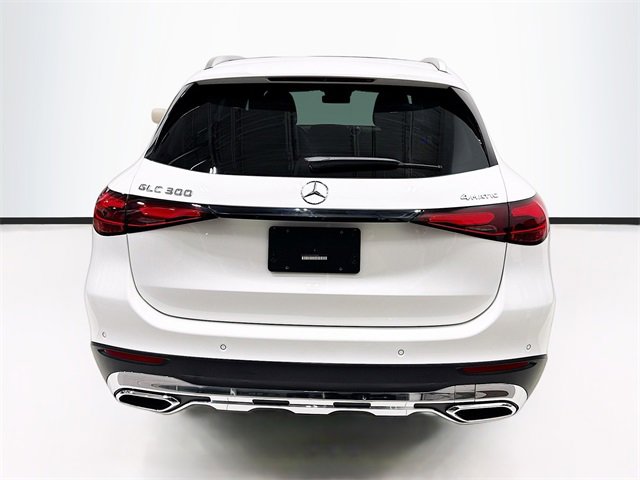 Used 2025 Mercedes-Benz GLC 300 4MATIC image 6