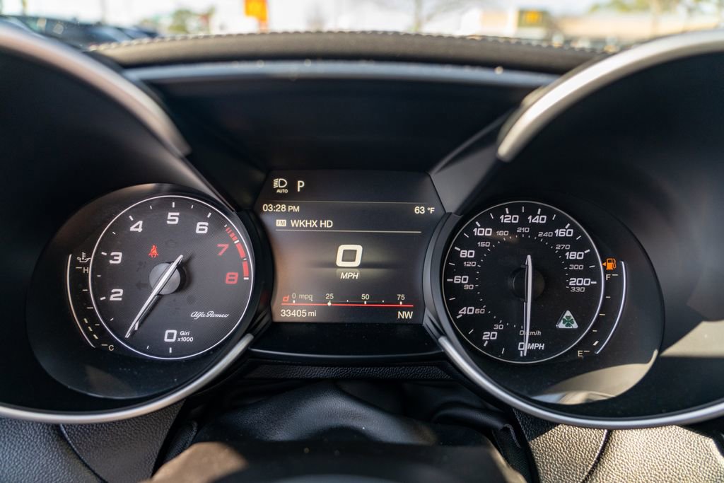 Used 2023 Alfa Romeo Giulia Quadrifoglio image 25