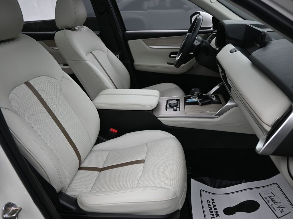 Used 2024 MAZDA CX-90 Plug-In Hybrid w/ Premium Plus image 34