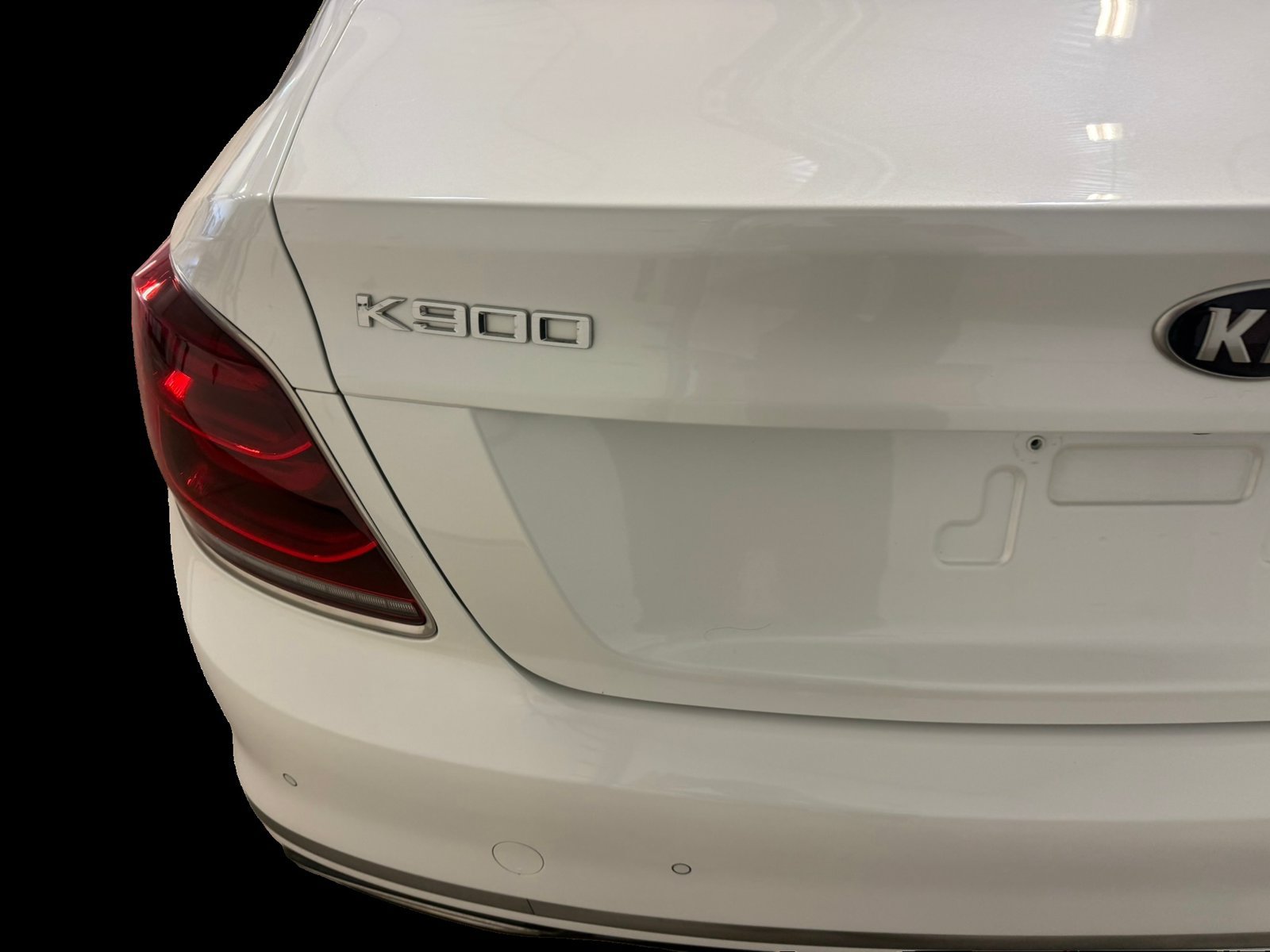 Used 2020 Kia K900 Luxury AWD/4WD image 20