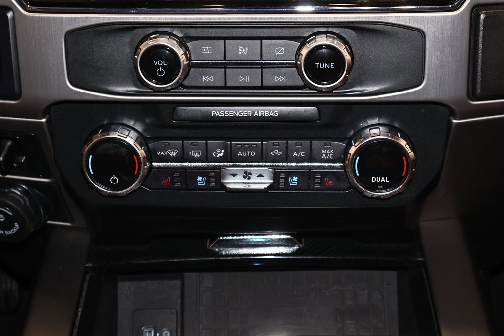 Certified 2022 Ford F450 Platinum w/ FX4 Off-Road Package image 34